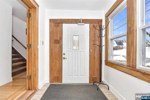 111 Teaneck Road, Teaneck, NJ 07666