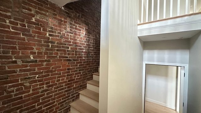 663 Columbia Road 3, Boston, MA 02125