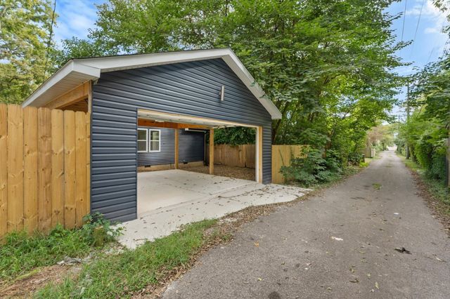 920 N 2nd St, Nashville, TN 37207