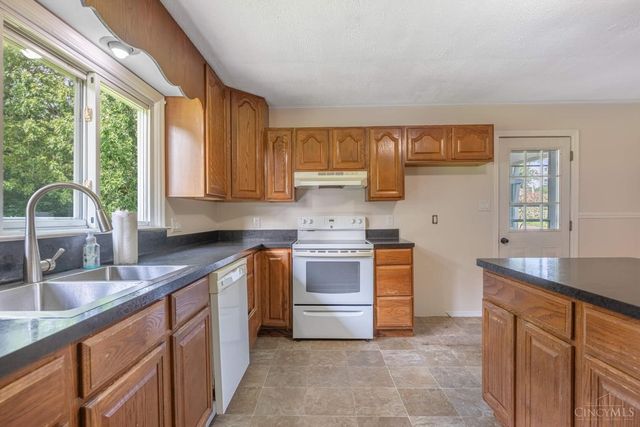 1895 Ryan Road, Clearcreek Twp., OH 45066