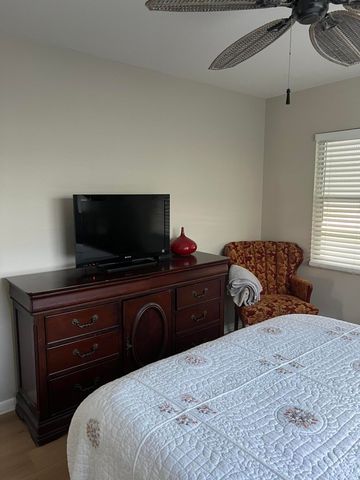 299 Dorset H, Boca Raton, FL 33434