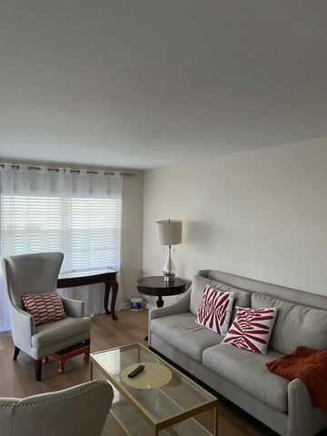 299 Dorset H, Boca Raton, FL 33434