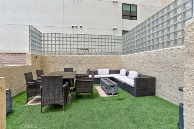 5143 Bakman 417, North Hollywood, CA 91601