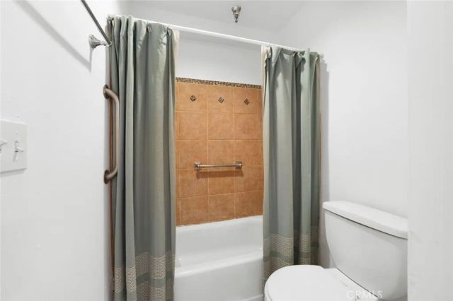5143 Bakman 417, North Hollywood, CA 91601