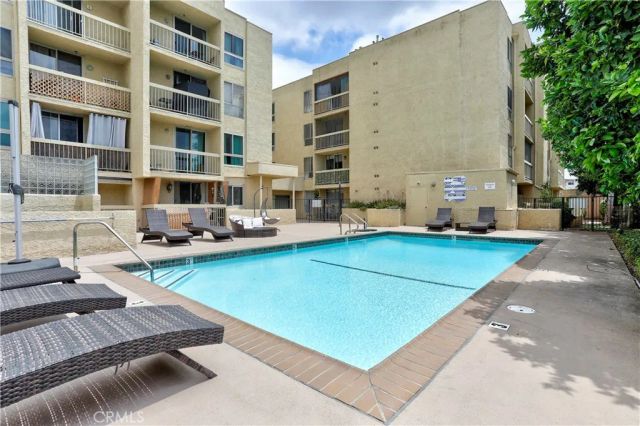 5143 Bakman 417, North Hollywood, CA 91601