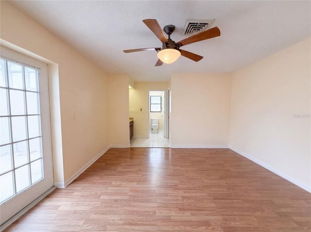 1301 LUCAYA AVENUE, Venice, FL 34285