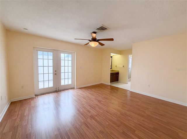 1301 LUCAYA AVENUE, Venice, FL 34285