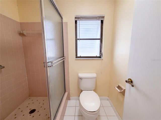 1301 LUCAYA AVENUE, Venice, FL 34285