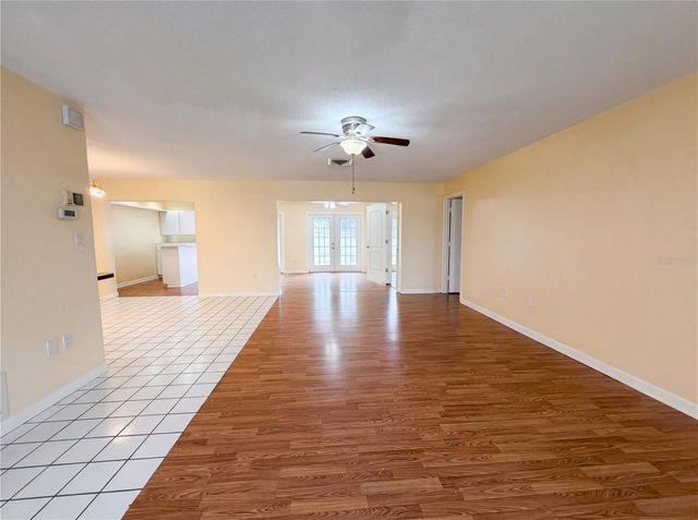 1301 LUCAYA AVENUE, Venice, FL 34285