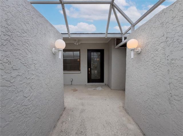 1301 LUCAYA AVENUE, Venice, FL 34285