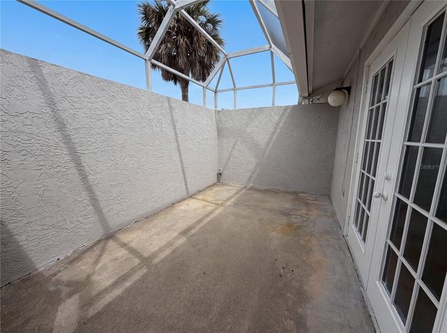 1301 LUCAYA AVENUE, Venice, FL 34285