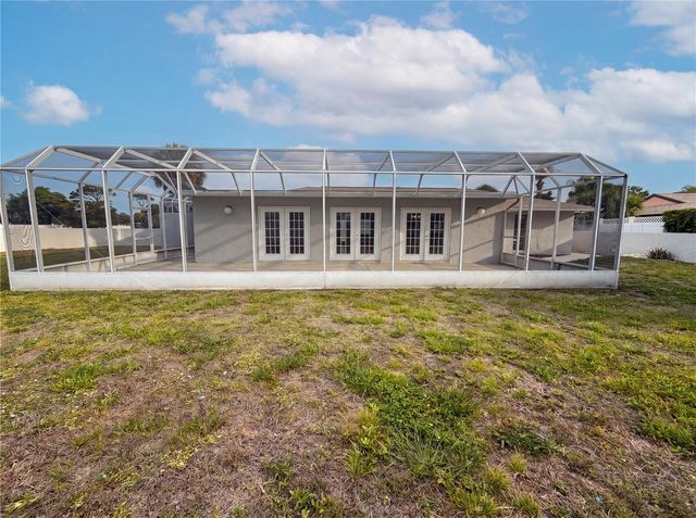 1301 LUCAYA AVENUE, Venice, FL 34285