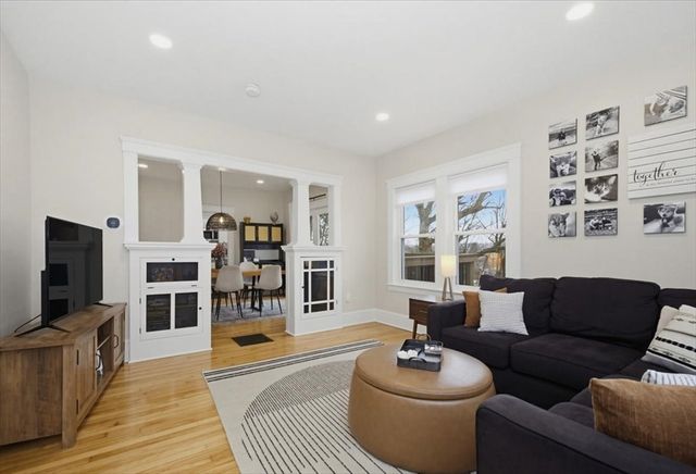 36 Eagle Rd, Worcester, MA 01605