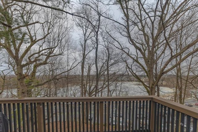 36 Eagle Rd, Worcester, MA 01605