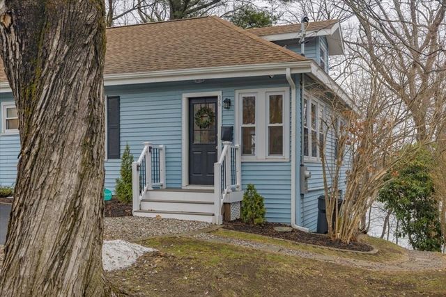 36 Eagle Rd, Worcester, MA 01605