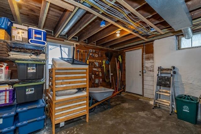 36 Eagle Rd, Worcester, MA 01605