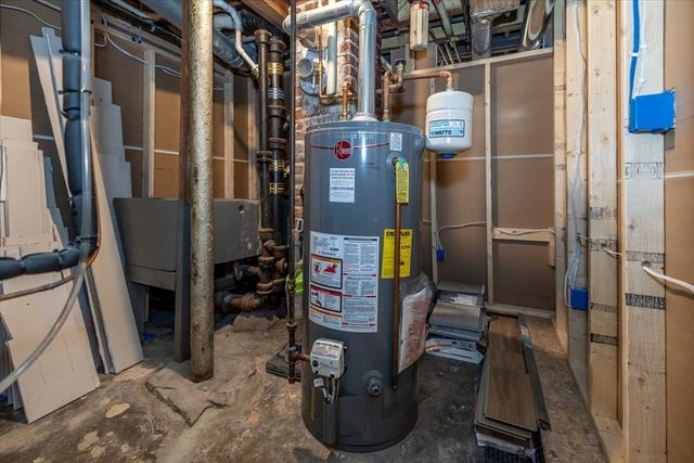 36 Eagle Rd, Worcester, MA 01605