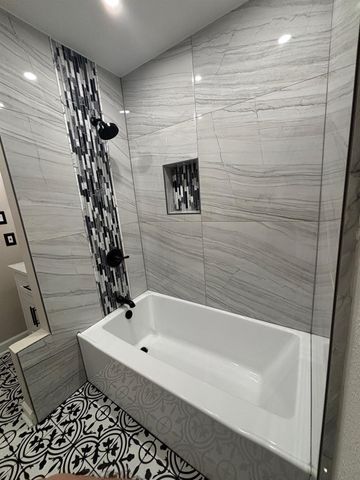 9029 Gaylord Street 126, Houston, TX 77024