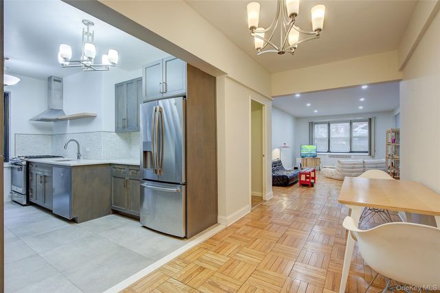 67-76 Booth Street GE, Forest Hills, NY 11375