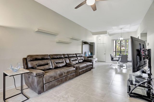 7460 La Paz Boulevard 108, Boca Raton, FL 33433