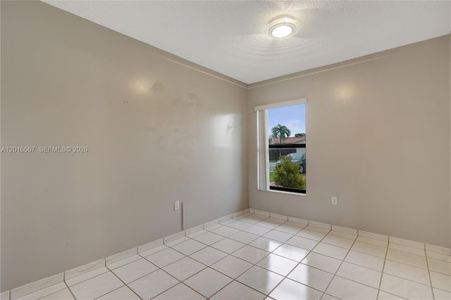 1620 SW 124th Pl 1, Miami, FL 33175