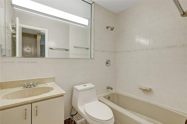 1620 SW 124th Pl 1, Miami, FL 33175