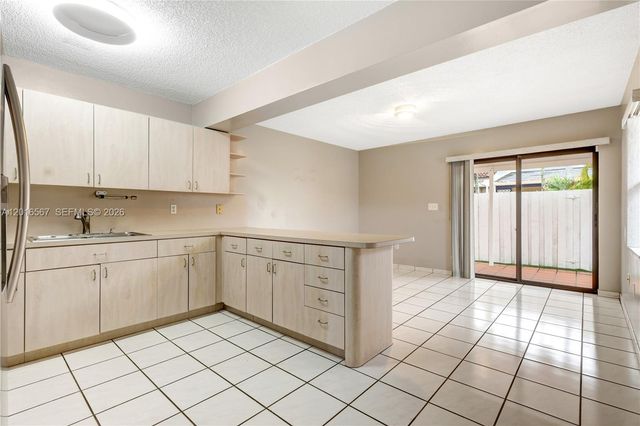 1620 SW 124th Pl 1, Miami, FL 33175