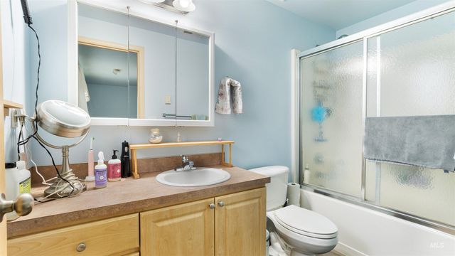 731 Tower Ln., Caldwell, ID 83607