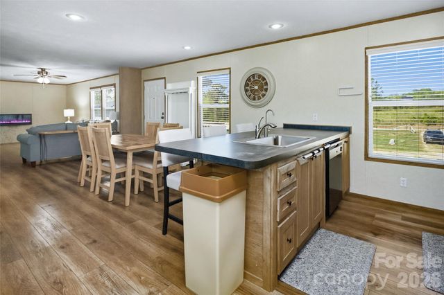 123 Big Oak Road, Hendersonville, NC 28792