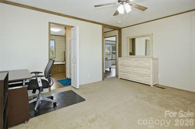 123 Big Oak Road, Hendersonville, NC 28792