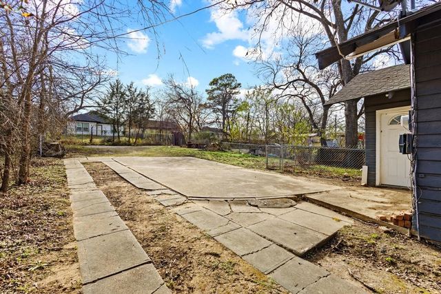 1310 W Morton Street, Denison, TX 75020