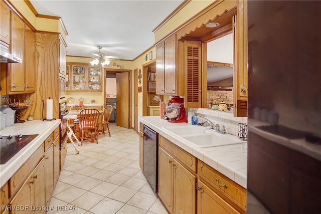 6910 Riviera Drive, Fort Smith, AR 72903