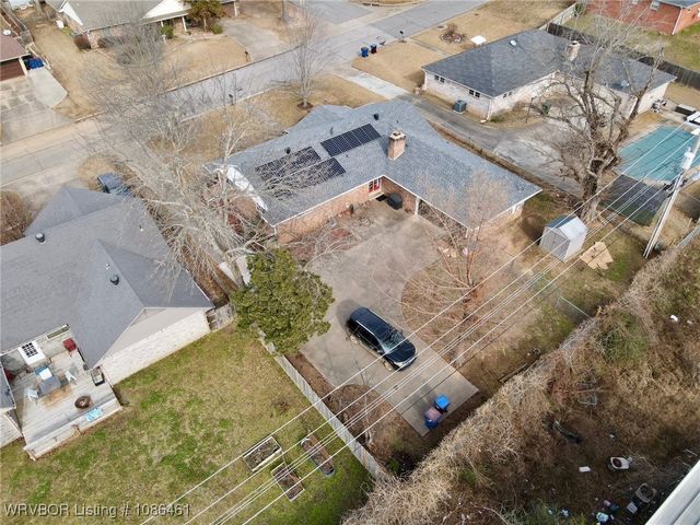 6910 Riviera Drive, Fort Smith, AR 72903