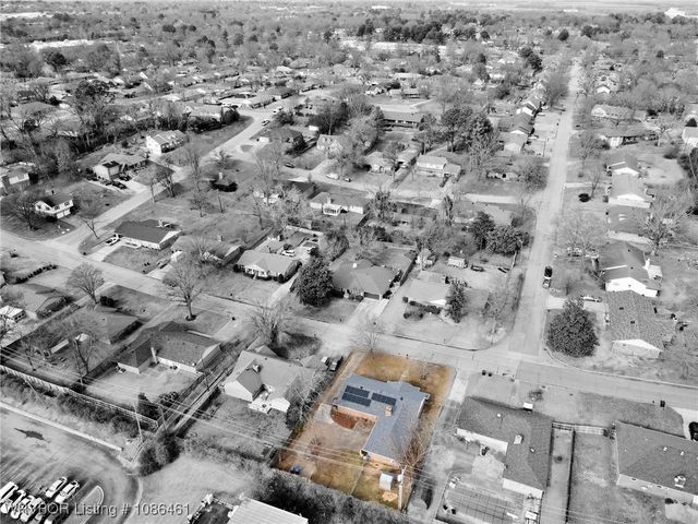 6910 Riviera Drive, Fort Smith, AR 72903