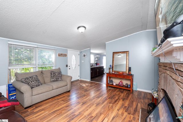102 Riverbreeze Road, Greenville, SC 29611