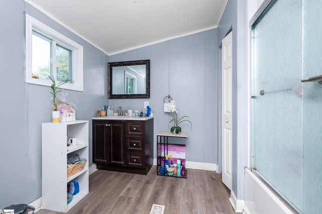 102 Riverbreeze Road, Greenville, SC 29611