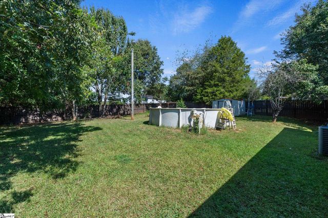 102 Riverbreeze Road, Greenville, SC 29611