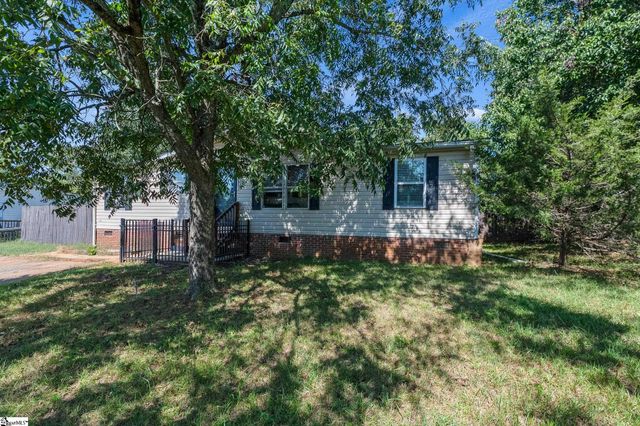 102 Riverbreeze Road, Greenville, SC 29611