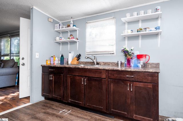 102 Riverbreeze Road, Greenville, SC 29611
