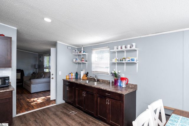 102 Riverbreeze Road, Greenville, SC 29611