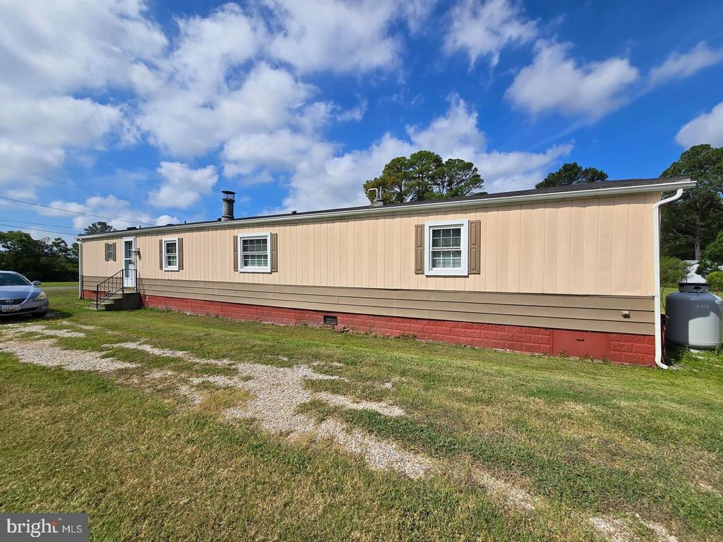 Image 23 of property listing at 26278 PEACH ST, Crisfield, MD 21817