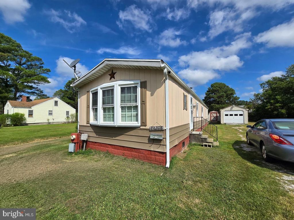 Image 3 of property listing at 26278 PEACH ST, Crisfield, MD 21817