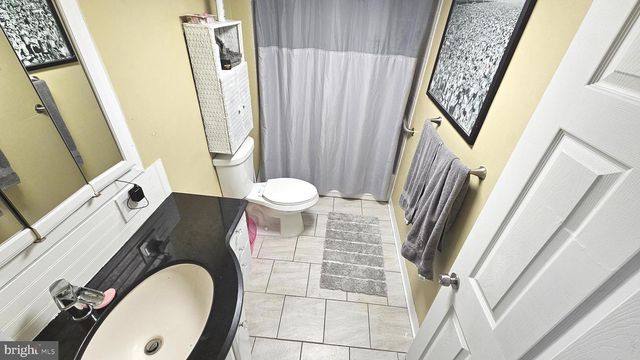 47 KENNEDY DR, Fairless Hills, PA 19030