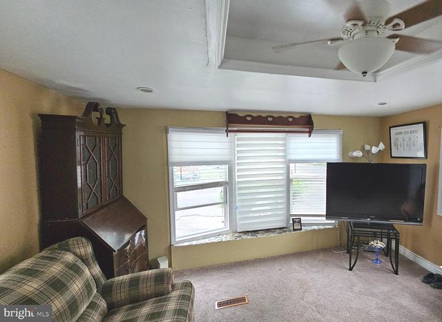 47 KENNEDY DR, Fairless Hills, PA 19030