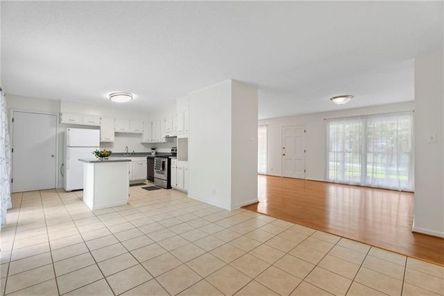4306 Bouldercrest Road, Ellenwood, GA 30294