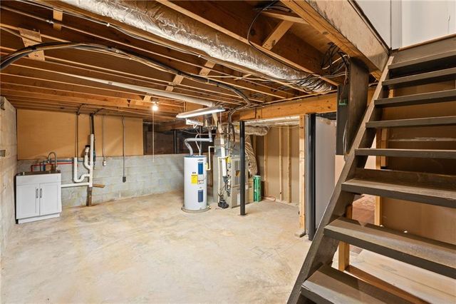 4306 Bouldercrest Road, Ellenwood, GA 30294
