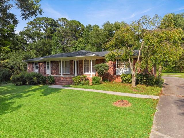 4306 Bouldercrest Road, Ellenwood, GA 30294