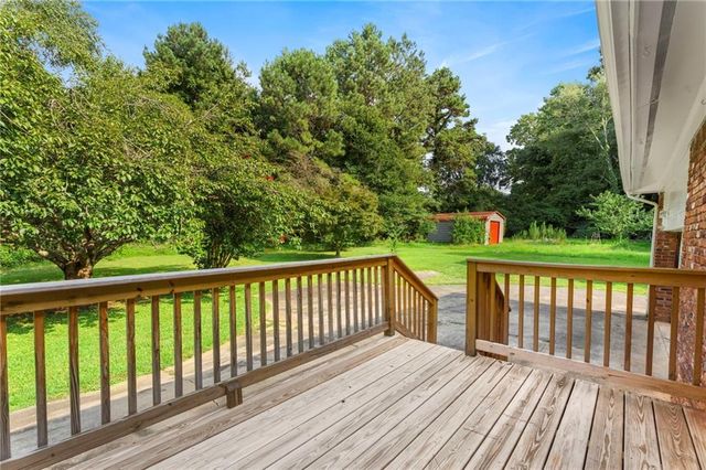 4306 Bouldercrest Road, Ellenwood, GA 30294