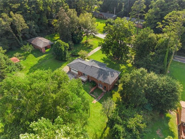 4306 Bouldercrest Road, Ellenwood, GA 30294