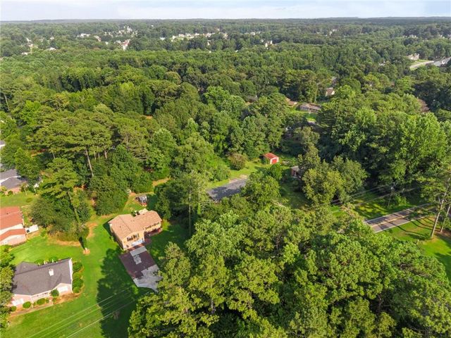 4306 Bouldercrest Road, Ellenwood, GA 30294